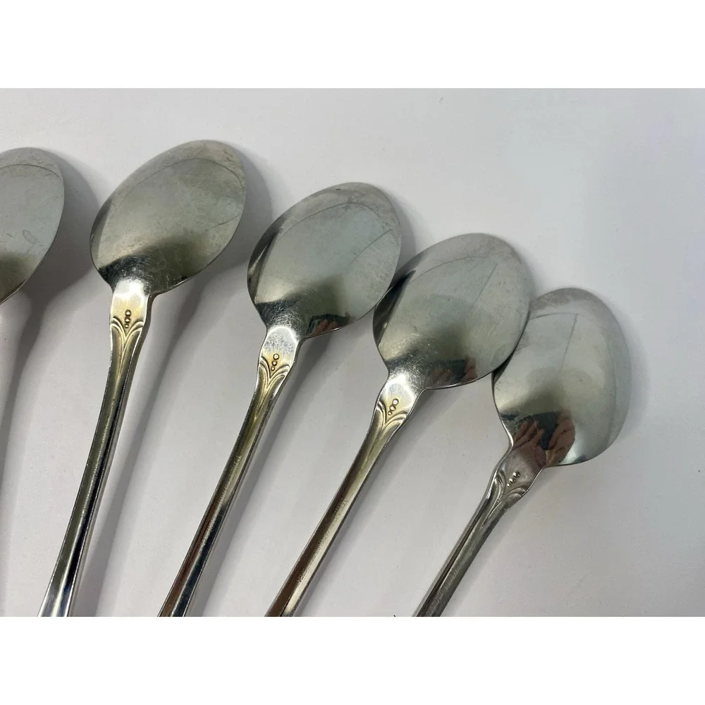 Towle Santa Barbara 18/8 Stainless Flatware Lot of 8 Soup Spoons Glossy China